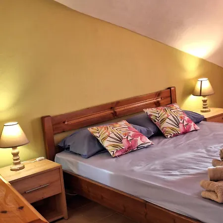 Oasis Complex Kardhakata