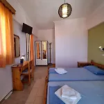 Oasis Complex 3* Kardhakata
