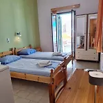 Oasis Complex
