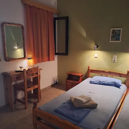 Πανσιόν Oasis Complex 3*