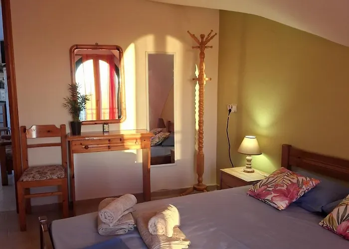 Oasis Complex Πανσιόν 3*