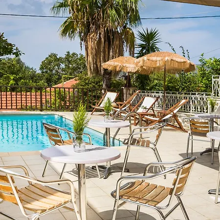 Oasis Complex Πανσιόν 3*