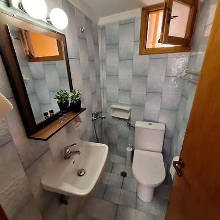 Πανσιόν Oasis Complex 3*